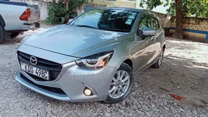 Mazda Demio 2017 Silver