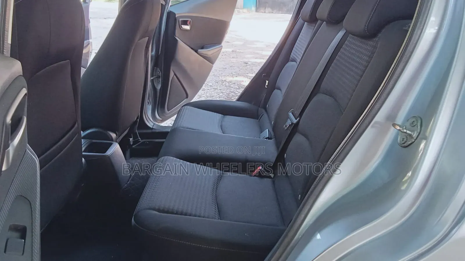 Mazda Demio 2017 Silver
