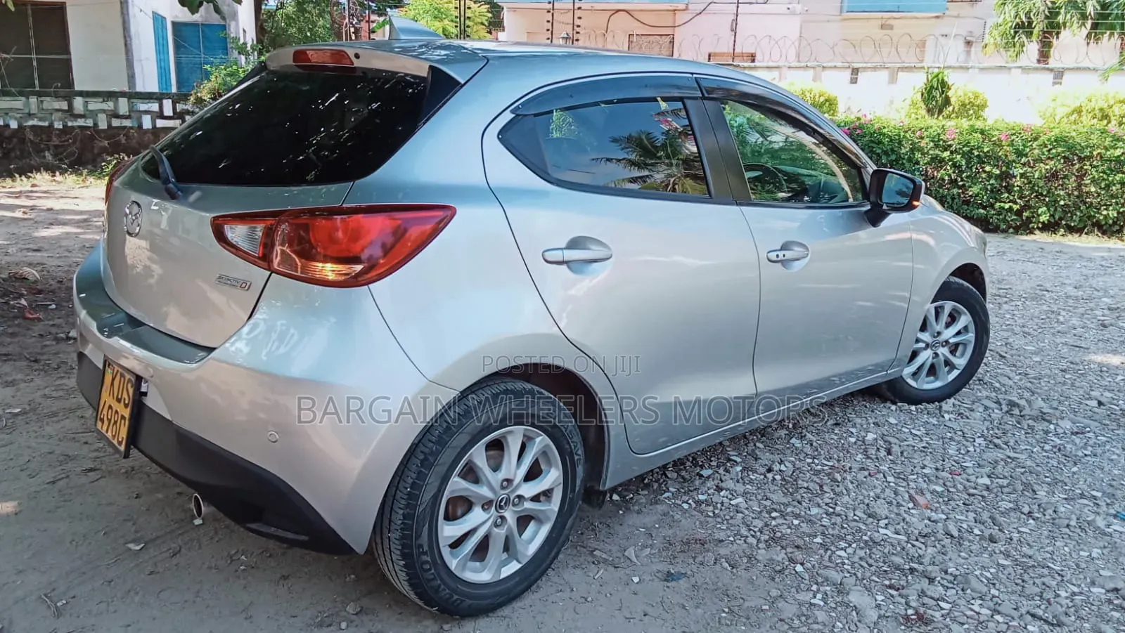Mazda Demio 2017 Silver