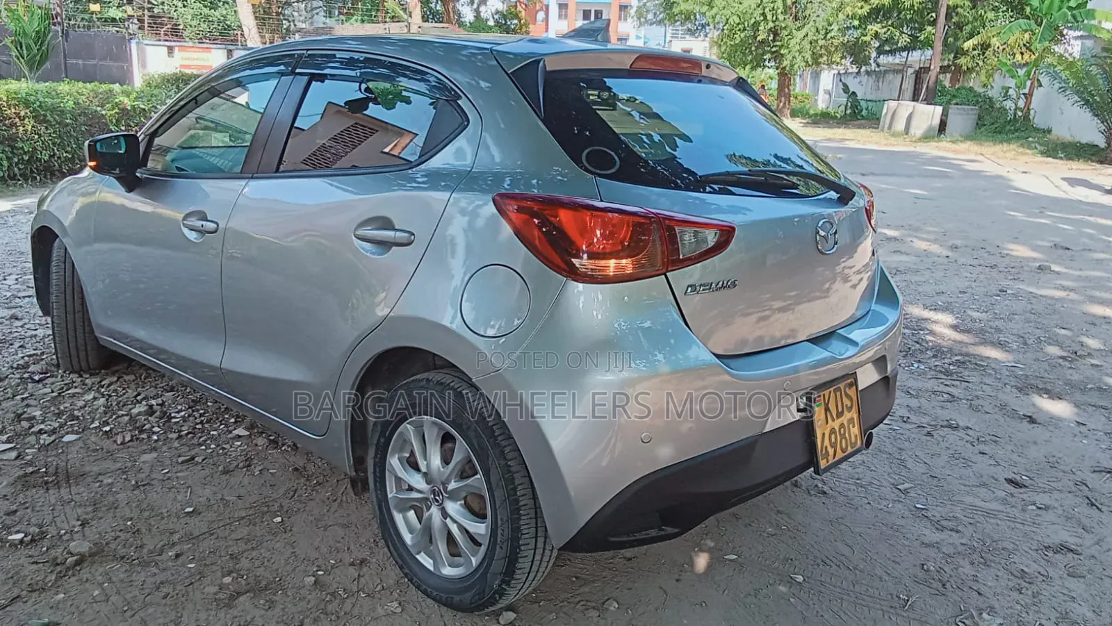 Mazda Demio 2017 Silver