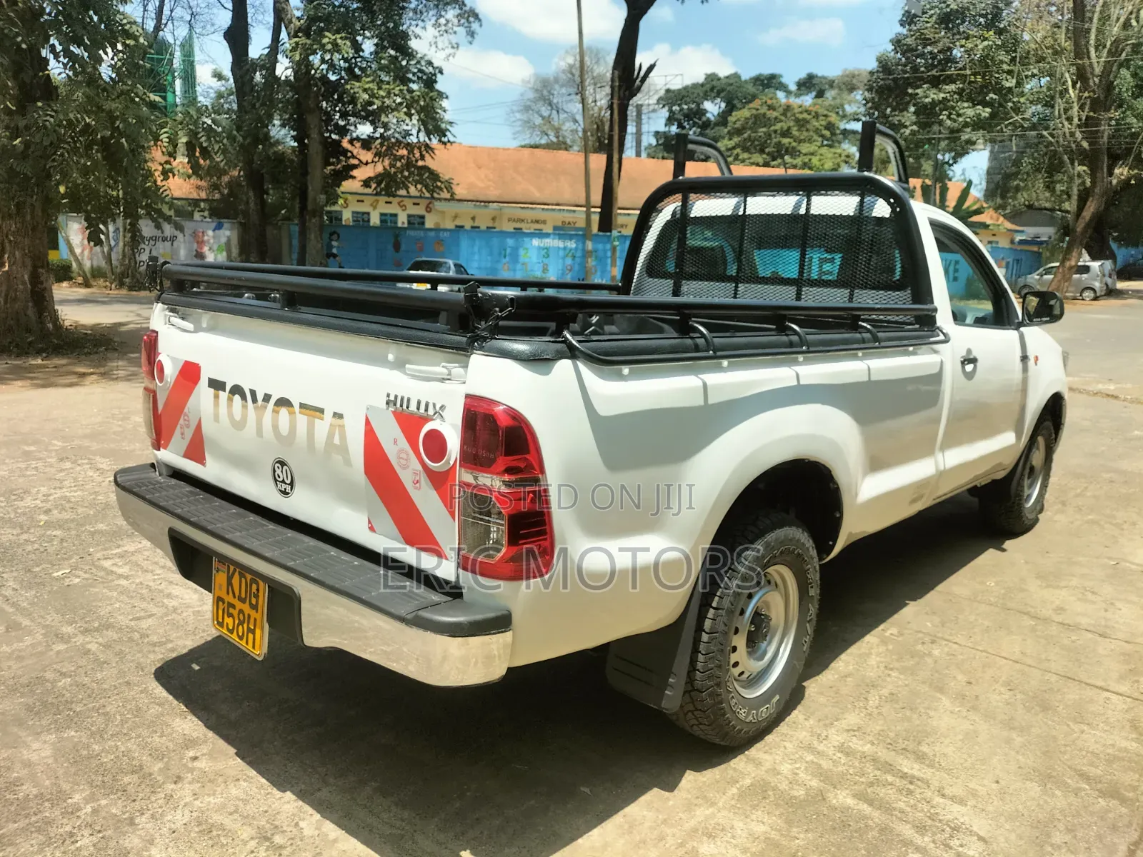 Toyota Hilux 2014 White