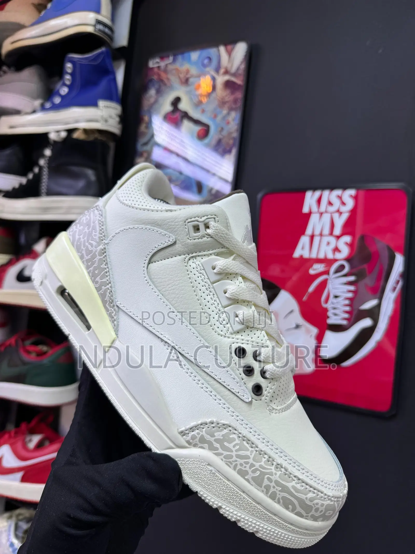 Jordan 3 Cactus Jack X Travis Scott Black and White