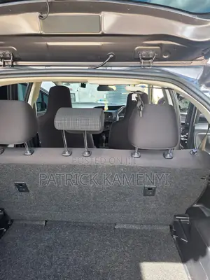 Toyota Vitz 1.0 FWD 5dr 2018 Gray
