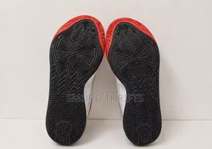 Nike Kyrie Flytrap