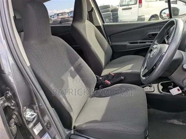 Toyota Vitz 1.0 FWD 5dr 2018 Gray