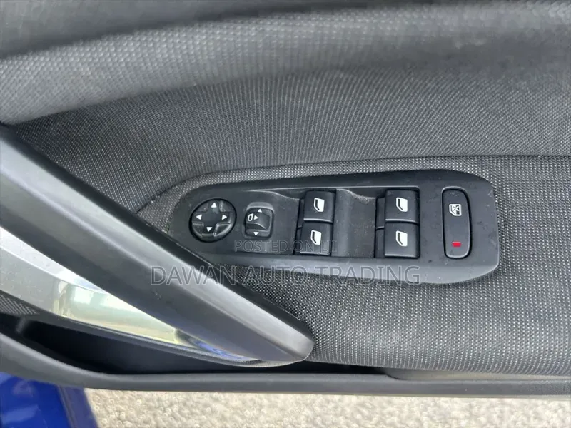 Peugeot 308 2019 Blue