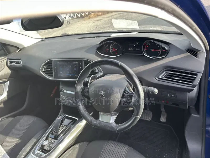 Peugeot 308 2019 Blue