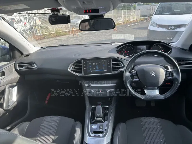 Peugeot 308 2019 Blue
