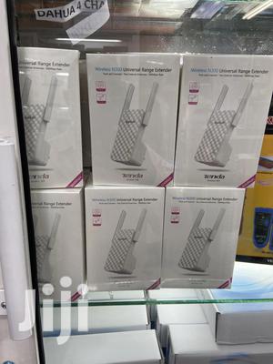 Tenda A9 Wireless N300 Universal Wifi Range Extender - thumbnail 2