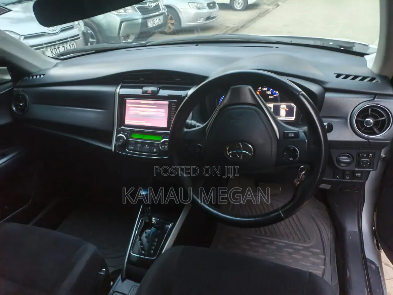 Toyota Corolla Fielder 2017 Silver