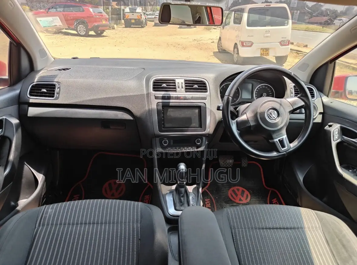 Volkswagen Polo 1.2 TSI 2012 Red