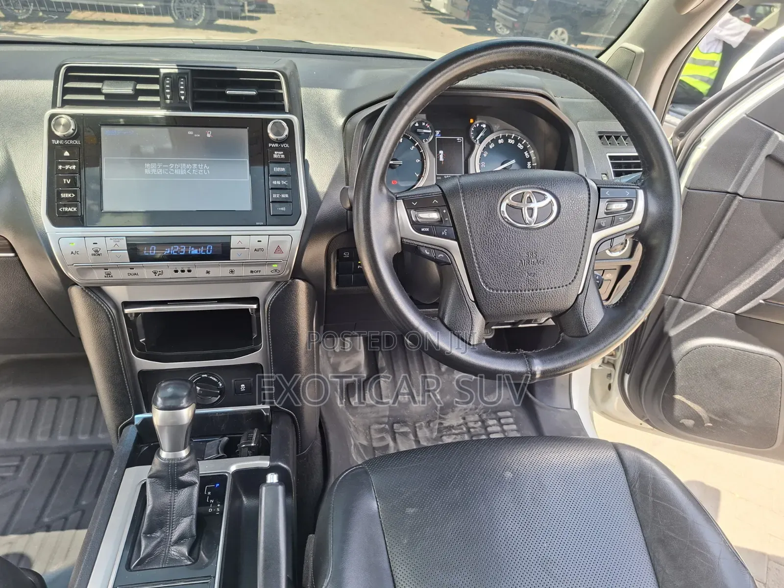 Toyota Land Cruiser Prado 2018 Off white