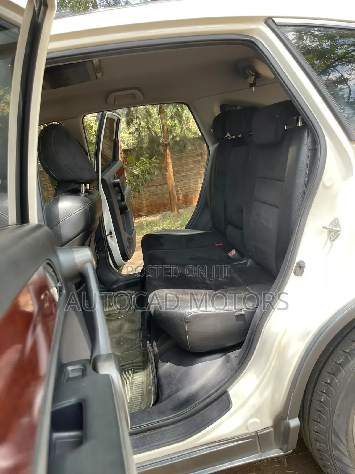 Honda CR-V 2011 Pearl