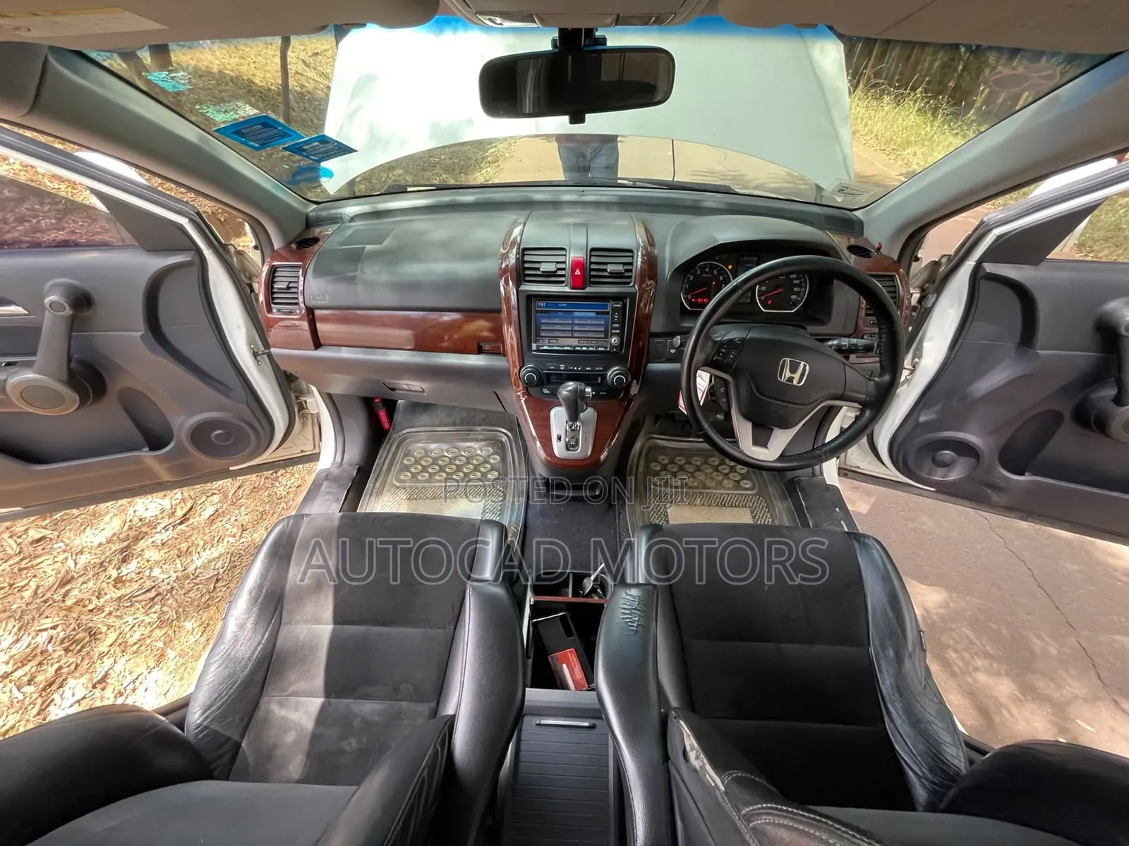 Honda CR-V 2011 Pearl
