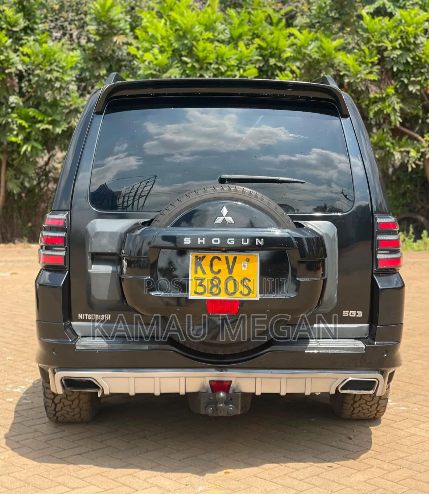 Mitsubishi Pajero 2012 Black