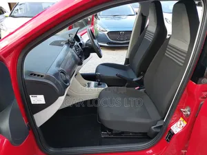 Volkswagen Up 2018 Red