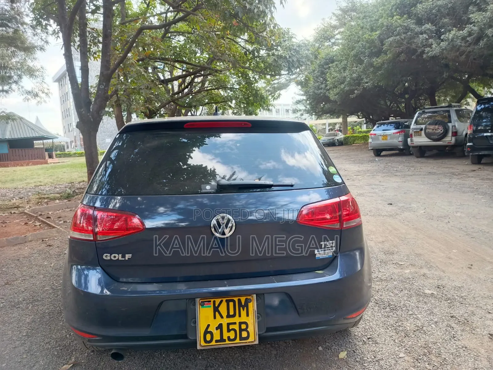 Volkswagen Golf 2016 Blue