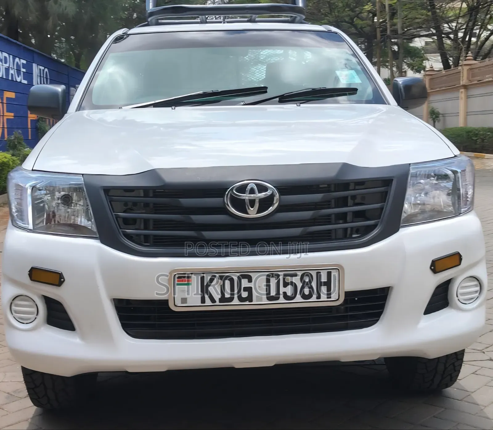 Toyota Hilux 2015 White