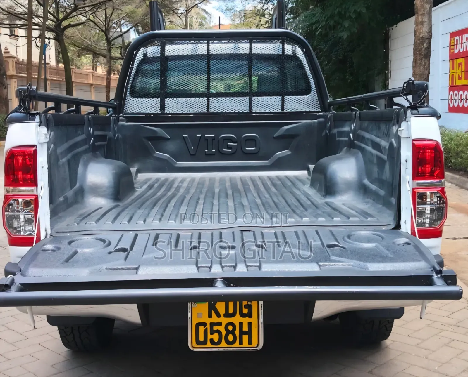 Toyota Hilux 2015 White