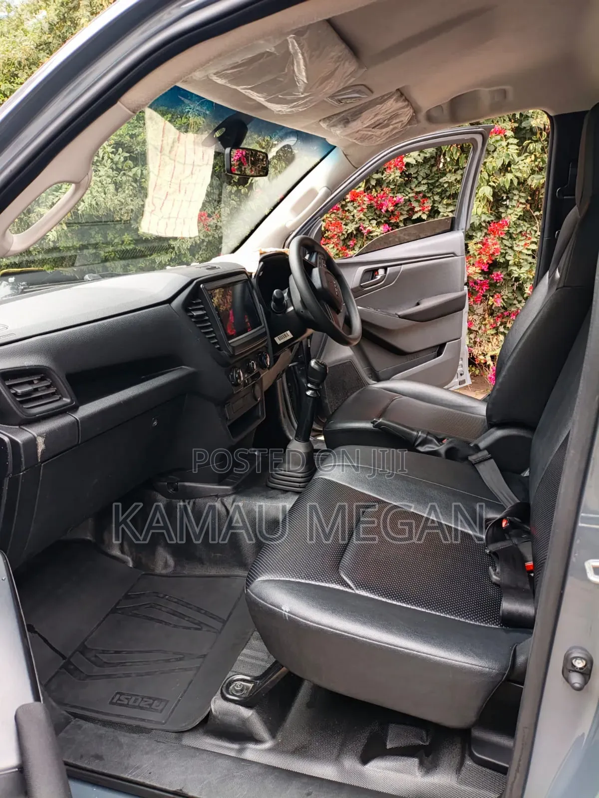 Isuzu D-MAX 2025 Gray