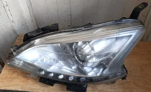 Nissan Sylphy Tb17 Headlamp/Headlight