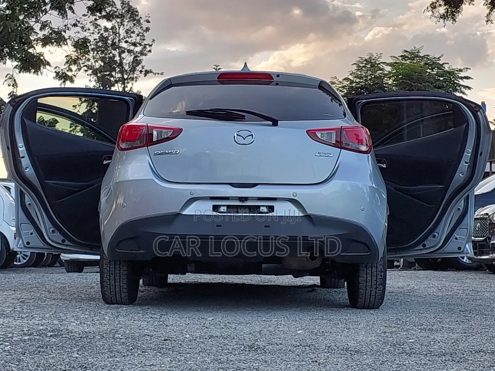 Mazda Demio 2019 Silver