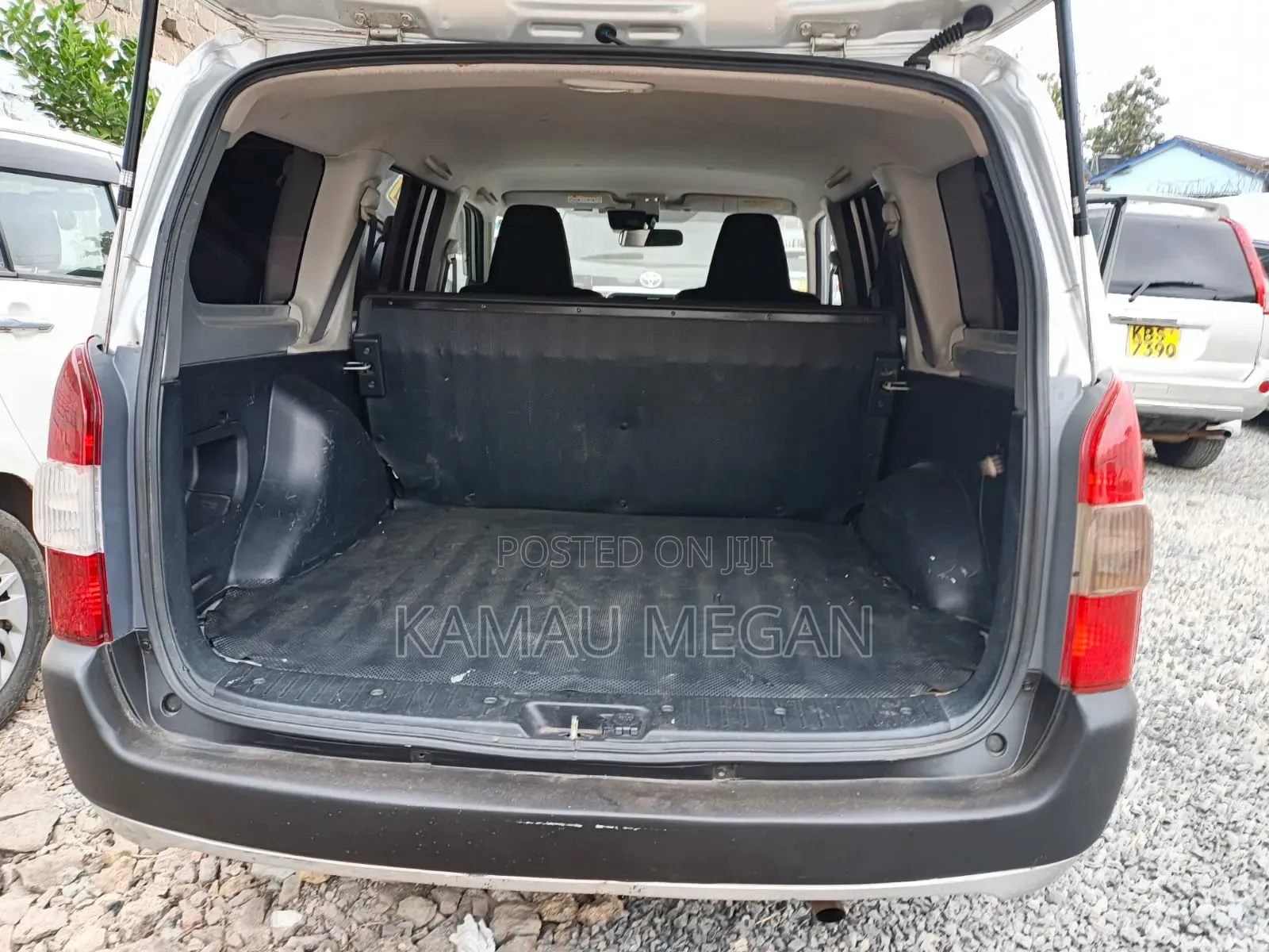 Toyota Probox 2017 Silver