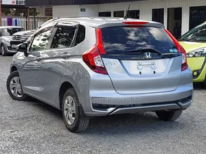 Honda Fit 2019 Silver