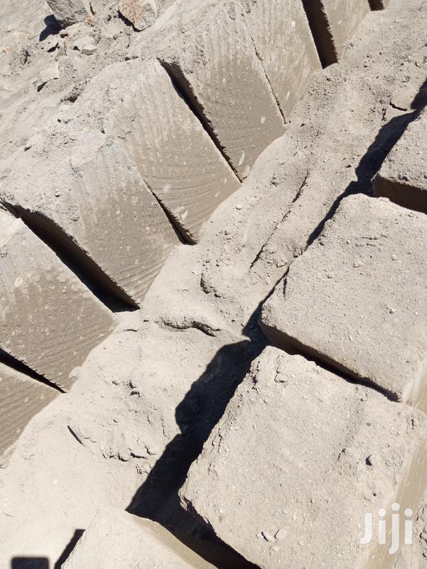 Machine Cut Stones - thumbnail 2