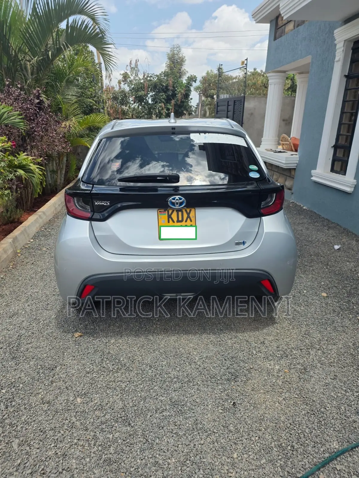 Toyota Yaris 1.5 Sedan XLE 2020 Silver