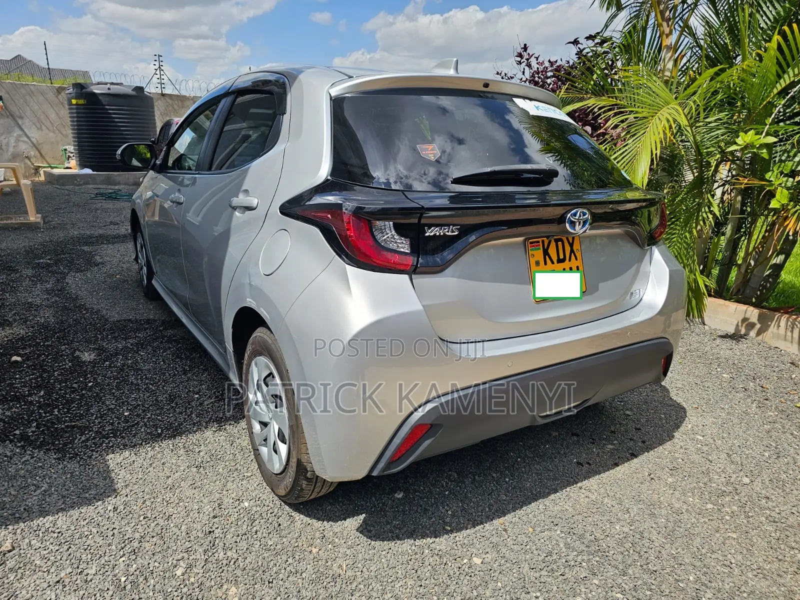 Toyota Yaris 1.5 Sedan XLE 2020 Silver