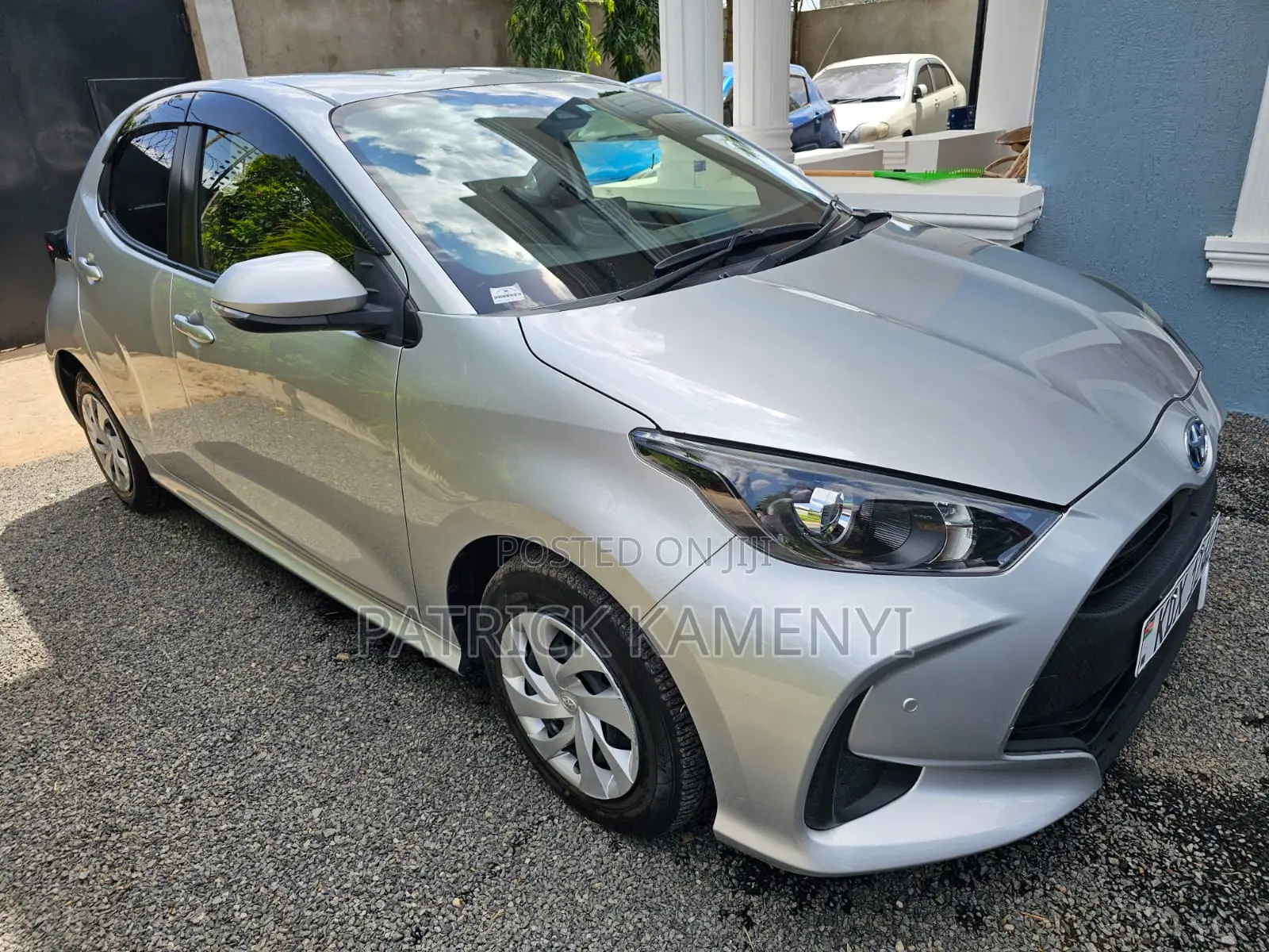 Toyota Yaris 1.5 Sedan XLE 2020 Silver