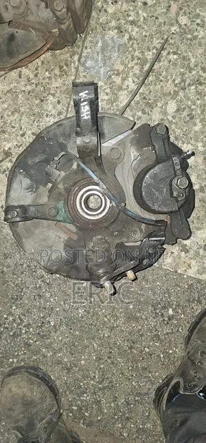 Toyota Wish Front Hub