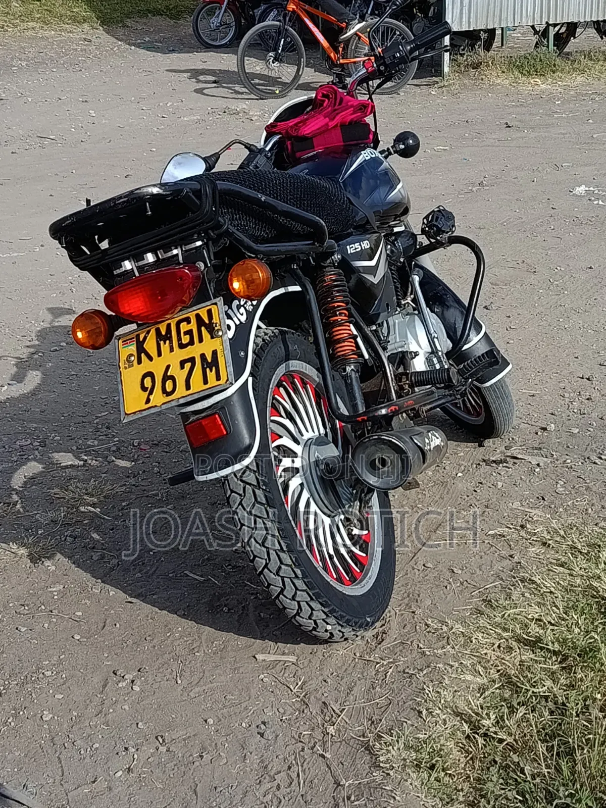 New Bajaj Boxer 125 2024 Black