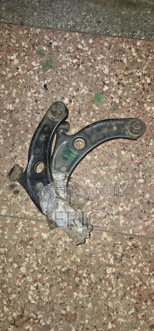 Toyota Passo Front Arms Well Maintained