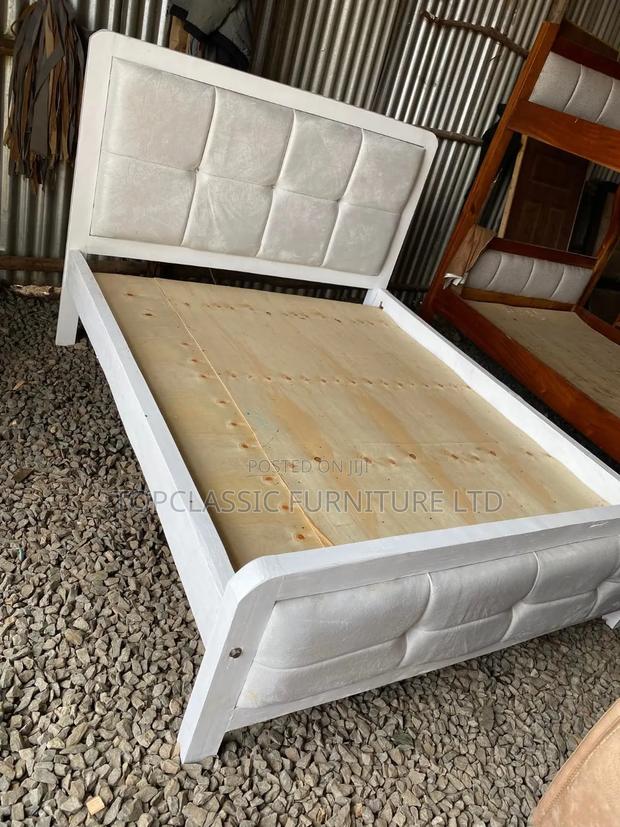 4x6 Mocket Bed White  With White Frames - thumbnail 2