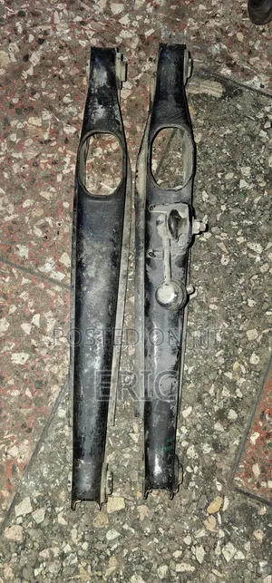 Mistubishi Outlander Rear Arm's