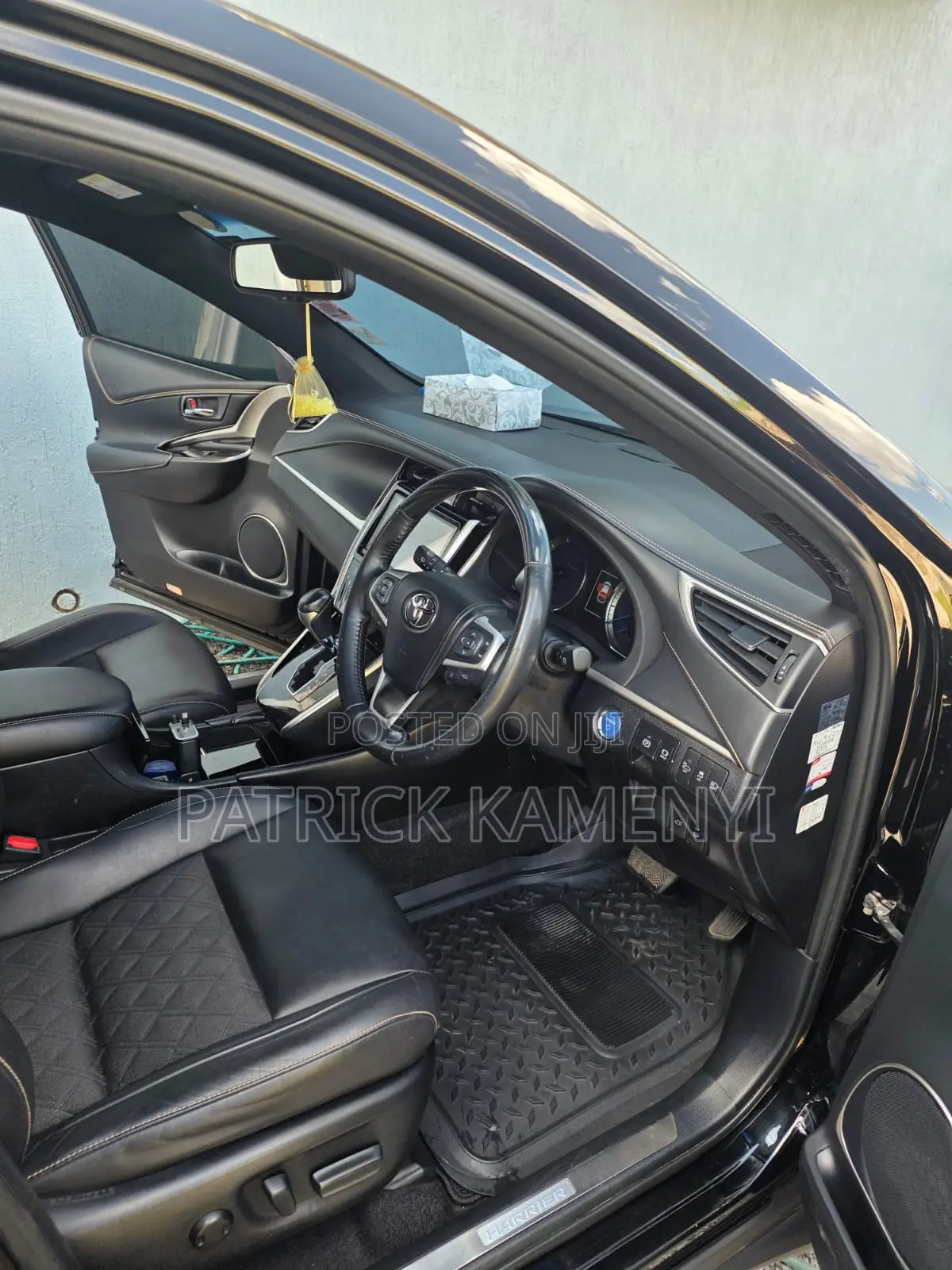Toyota Harrier 2.5 Hybrid 4WD 2019 Black