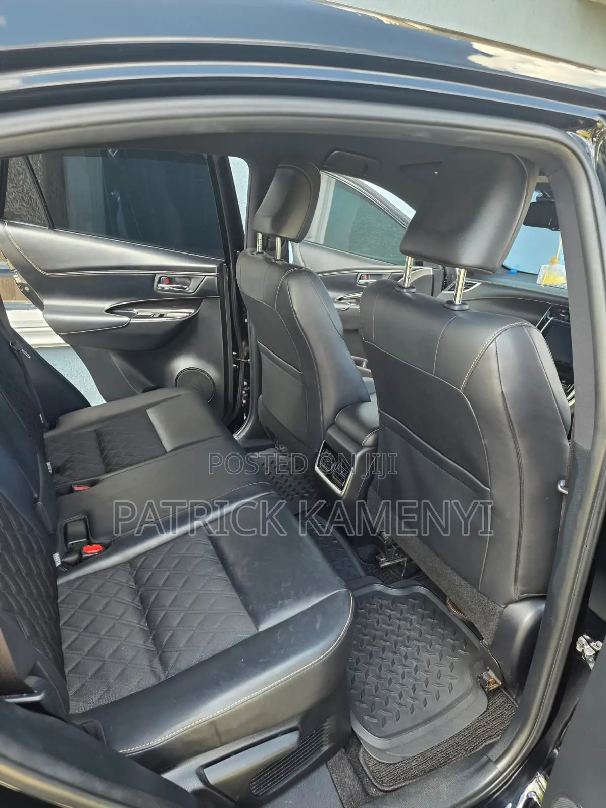Toyota Harrier 2.5 Hybrid 4WD 2019 Black