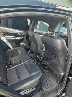 Toyota Harrier 2.5 Hybrid 4WD 2019 Black