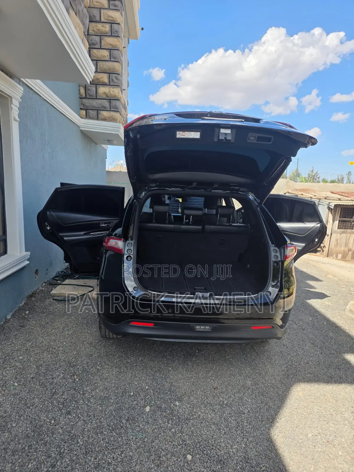 Toyota Harrier 2.5 Hybrid 4WD 2019 Black