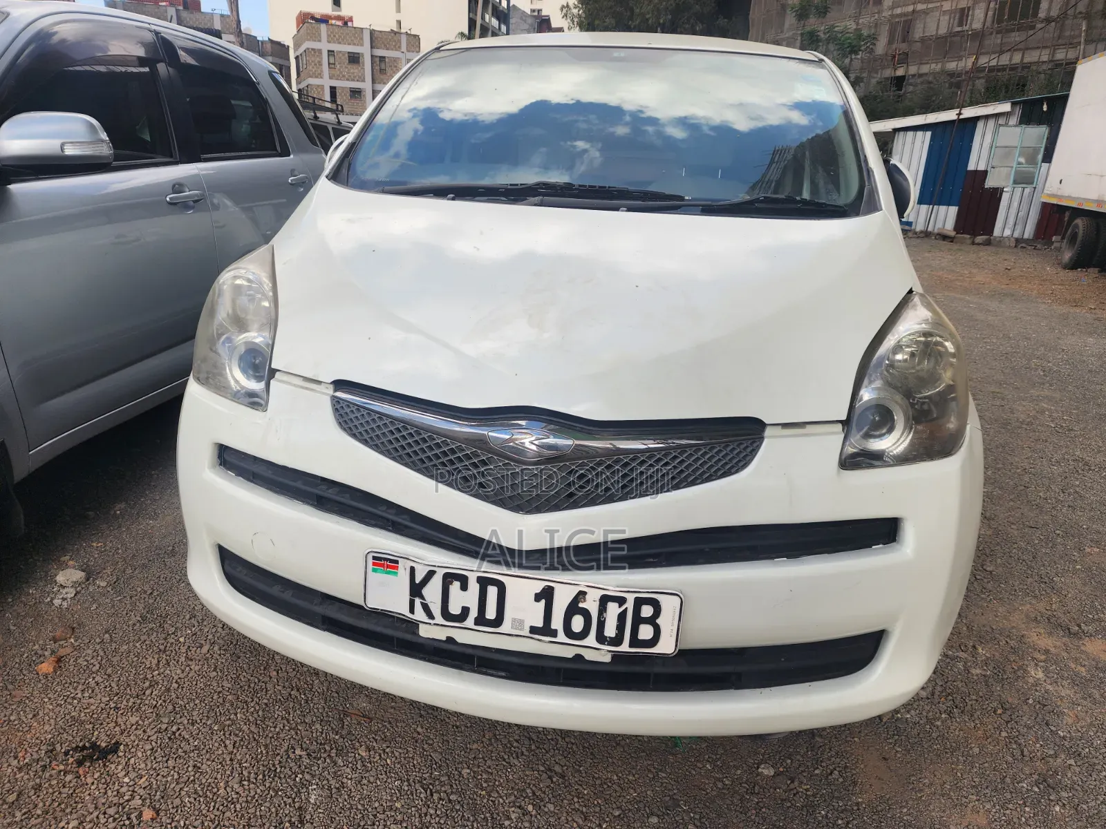 Toyota Ractis 2008 White