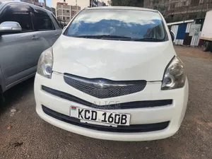 Toyota Ractis 2008 White