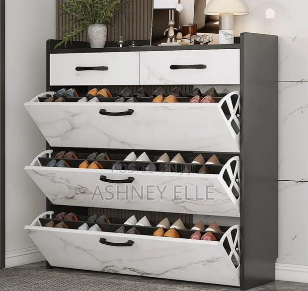 Classic Shoe Rack
