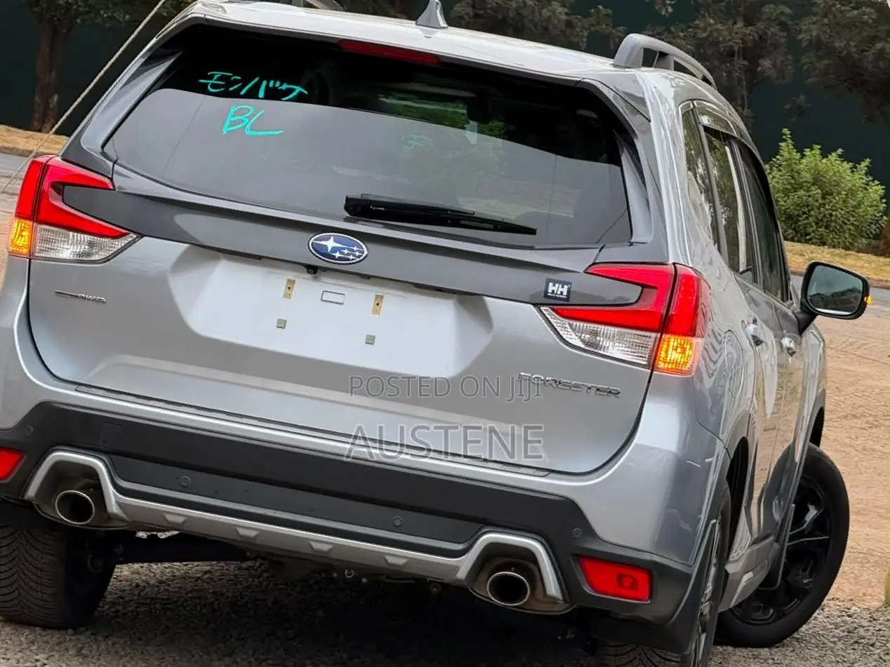 Subaru Forester 2021 Silver
