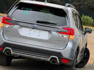 Subaru Forester 2021 Silver