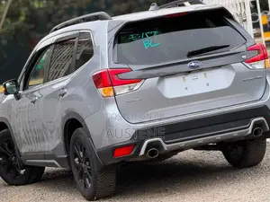 Subaru Forester 2021 Silver