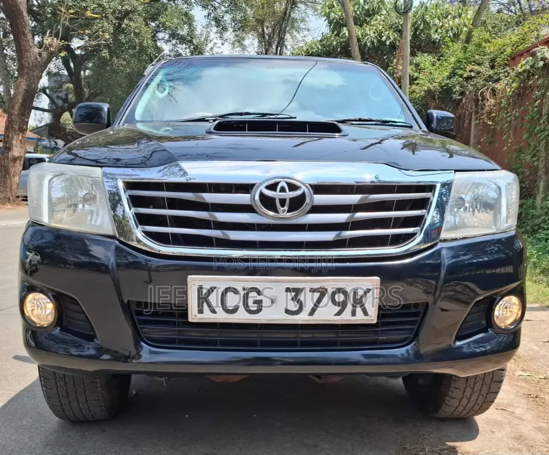 Toyota Hilux 2008 Black