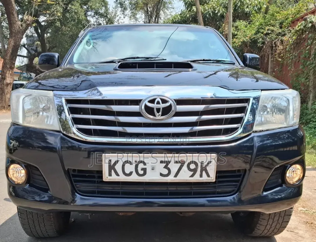 Toyota Hilux 2008 Black