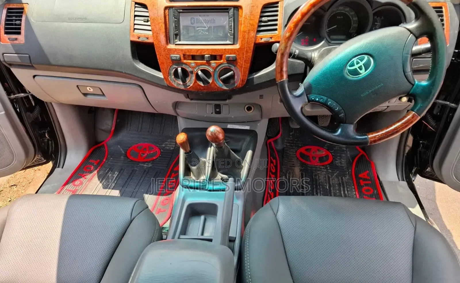 Toyota Hilux 2008 Black